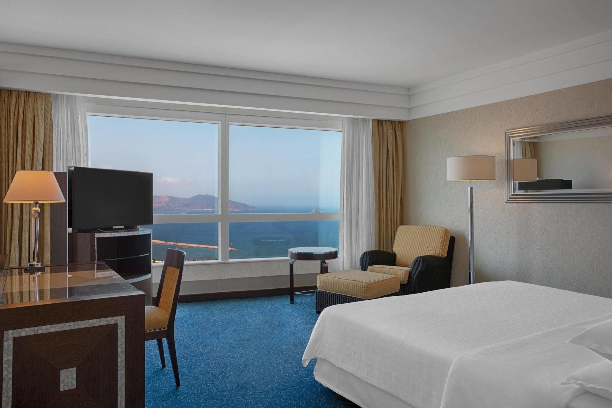 Hotel Oran Bay Managed By Accor Exterior photo